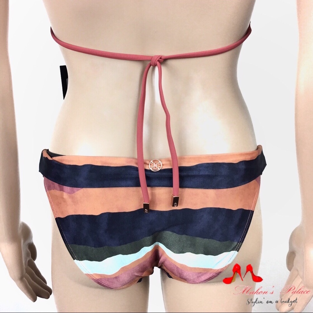 Vix Scale-Patterned Bikini Top - Picture 6 of 7